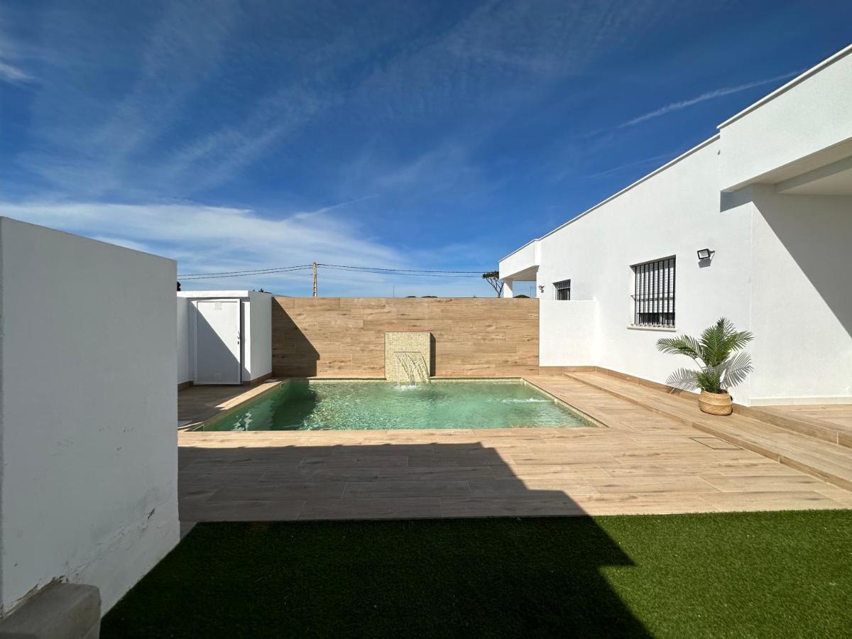 Sumatra Chalet Chiclana de la Frontera Eksteriør bilde